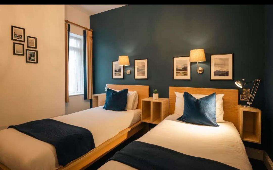 דבלין Celtic Lodge Guesthouse - Restaurant & Bar מראה חיצוני תמונה